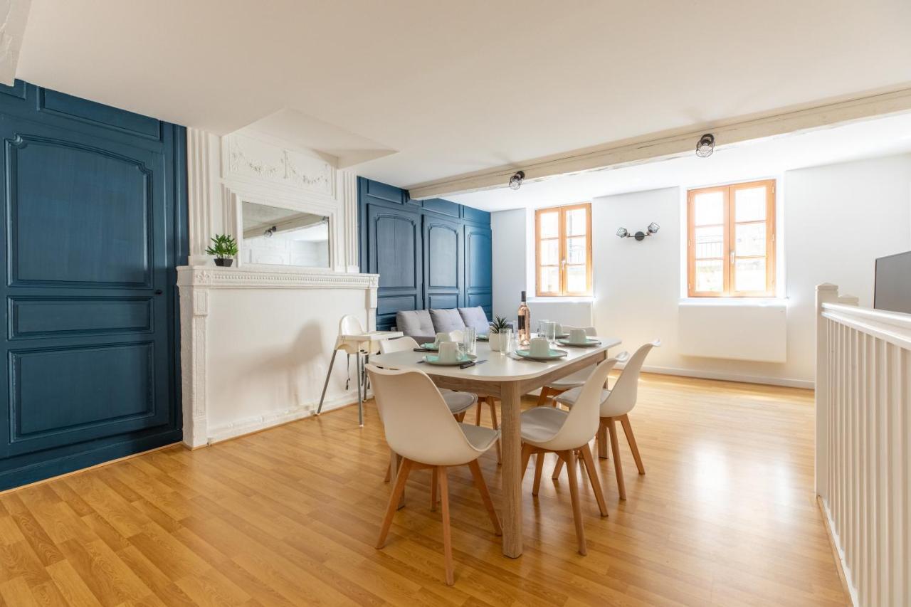 Le Double Pirou # 2 Appartements # Halte Auvergne Thiers Exterior photo