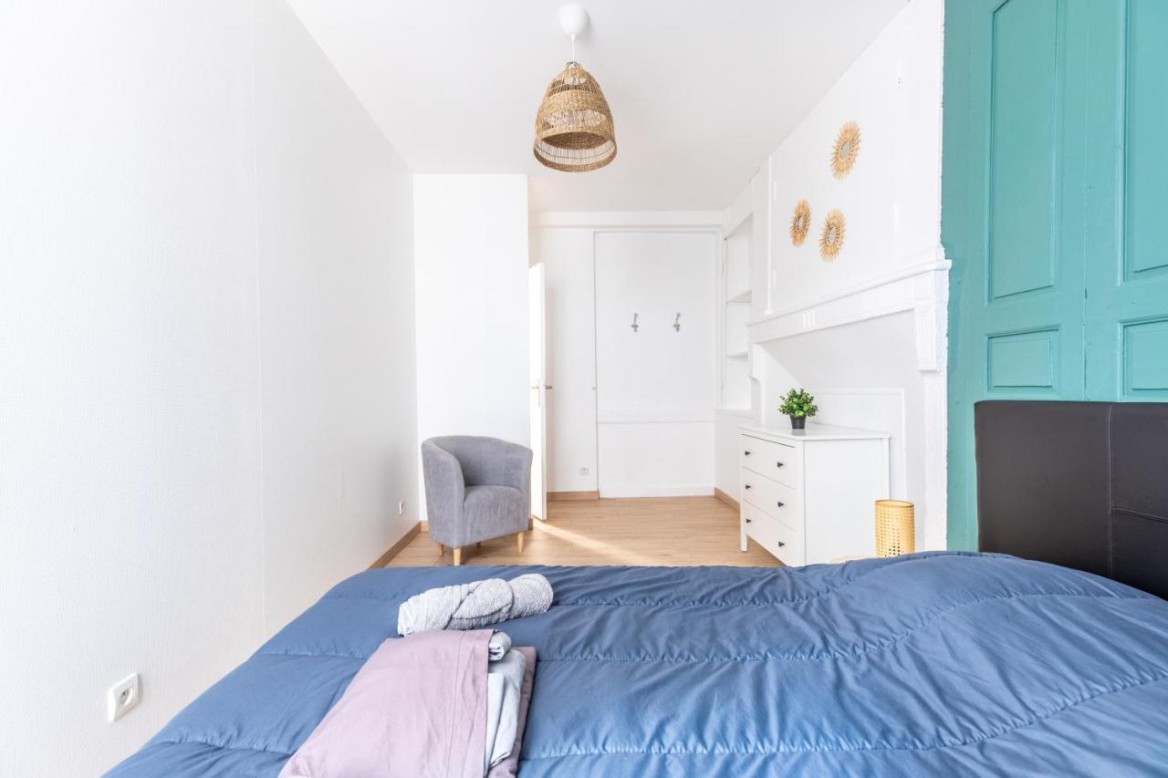 Le Double Pirou # 2 Appartements # Halte Auvergne Thiers Exterior photo