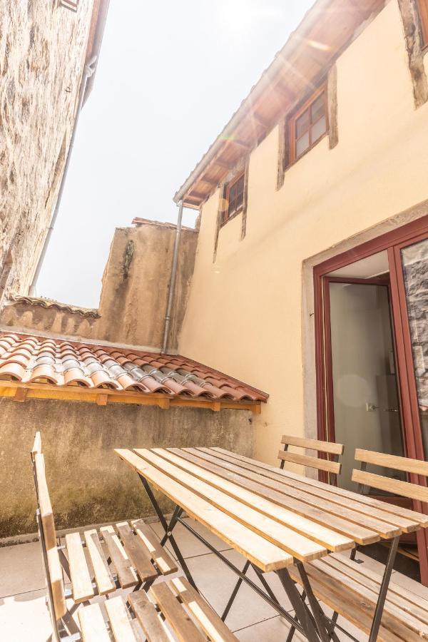 Le Double Pirou # 2 Appartements # Halte Auvergne Thiers Exterior photo